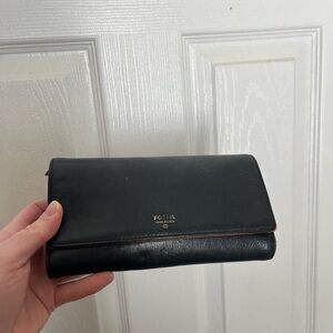 Fossil Vintage Black Leather Clutch - Issue no. 1054